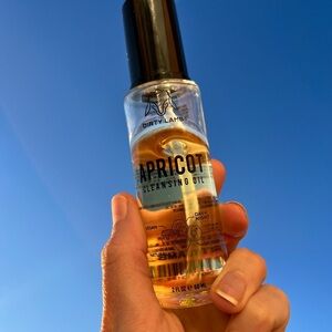 Dirty lamb Apricot Cleansing Oil